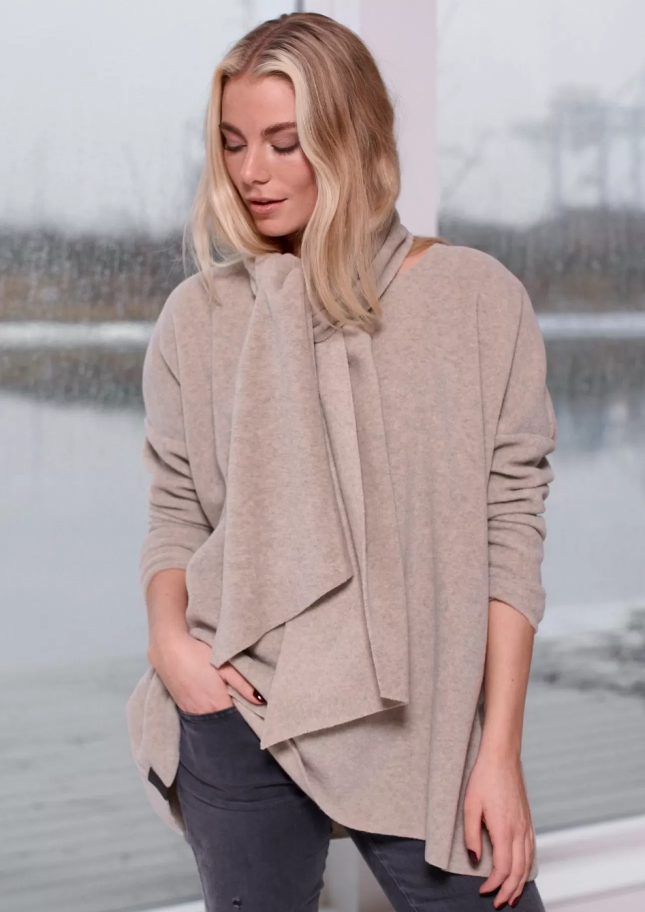 Best Sale Sweater With Scarf | 1338 Women Sweaters